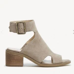 Sole Society Tally Suede Cutout Sandal 6.5